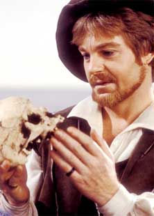 hamlet-and-yorick.jpg
